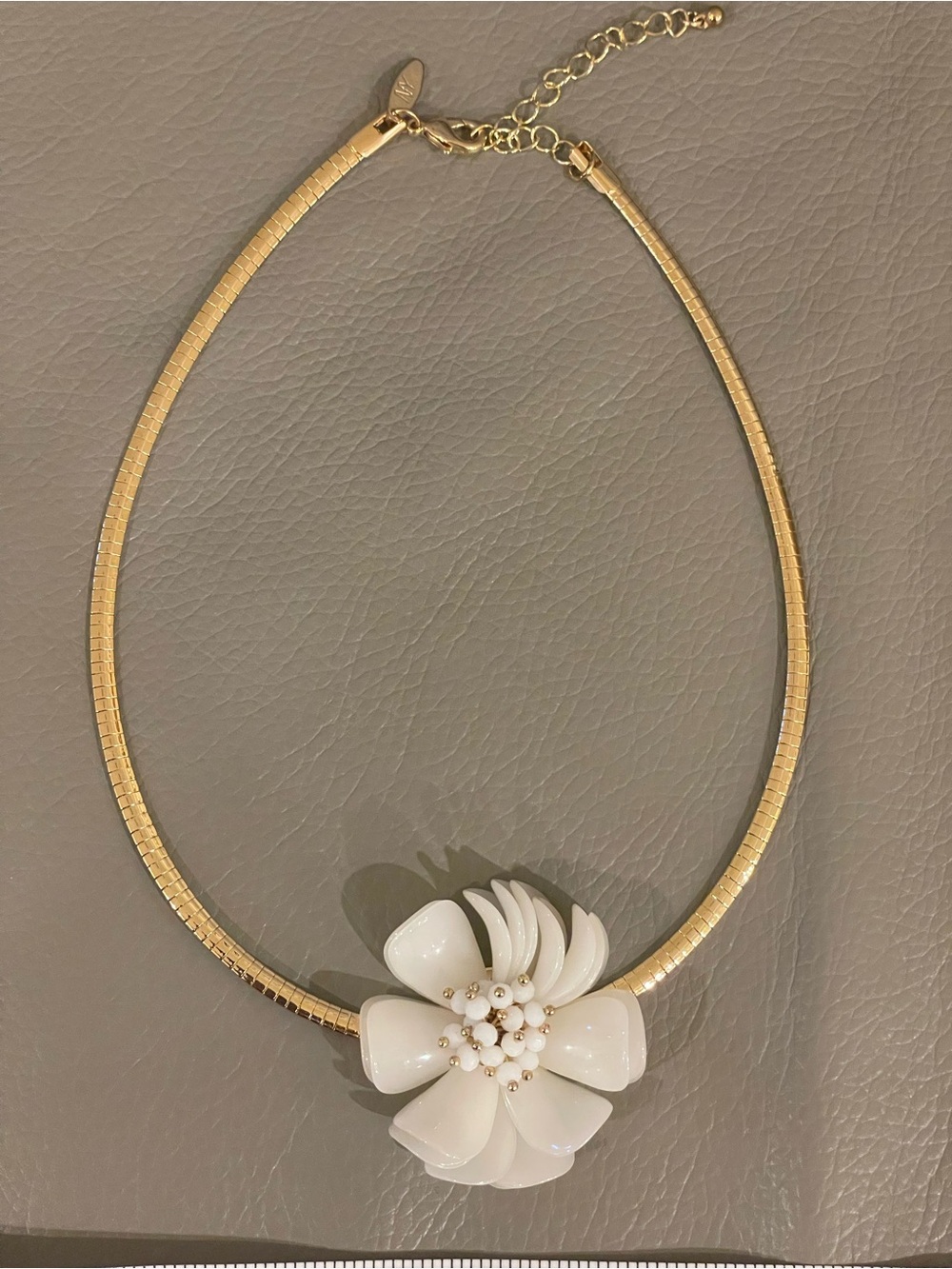 Gold-tone Collar Necklace with White Floral Pendant